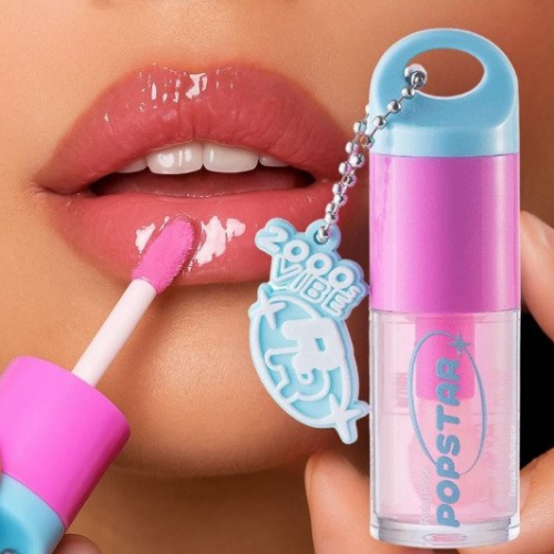 Lip Oil con llavero Popstar Ruby Rose tono Plush