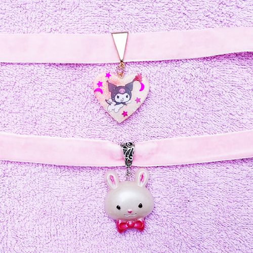 chockers Kuromi y conejo 