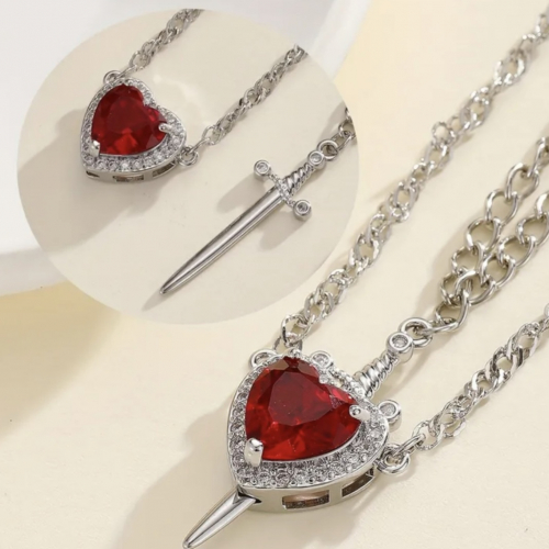 Collar daga corazón