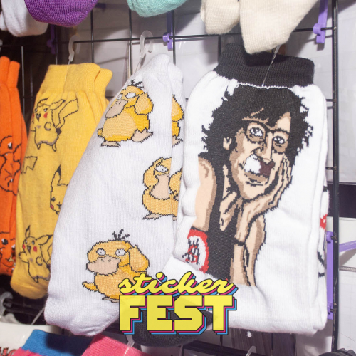 Medias de Charly Garcia y Pokemon